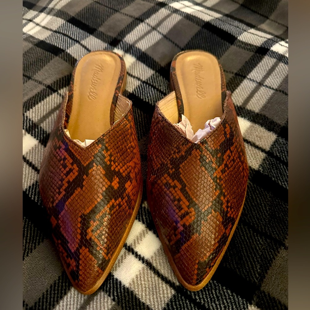 Madewell mules in excellent condition. Size 7
